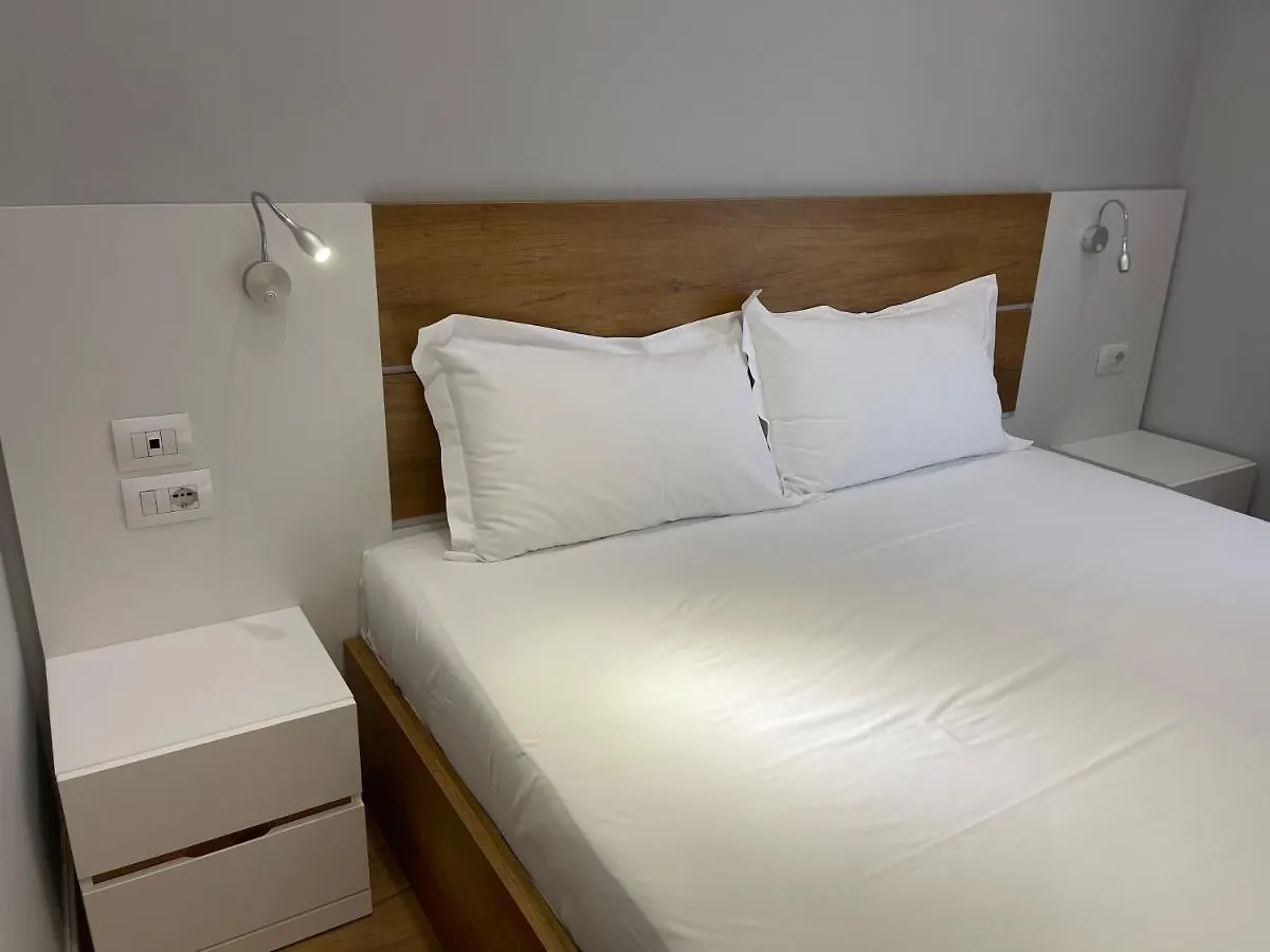 Andys Rooms Hotel Tirana